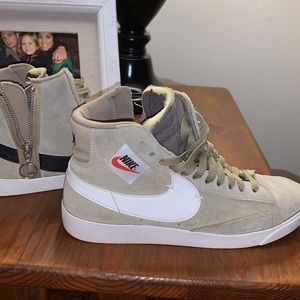 Nike Blazers, Women’s Sz 9